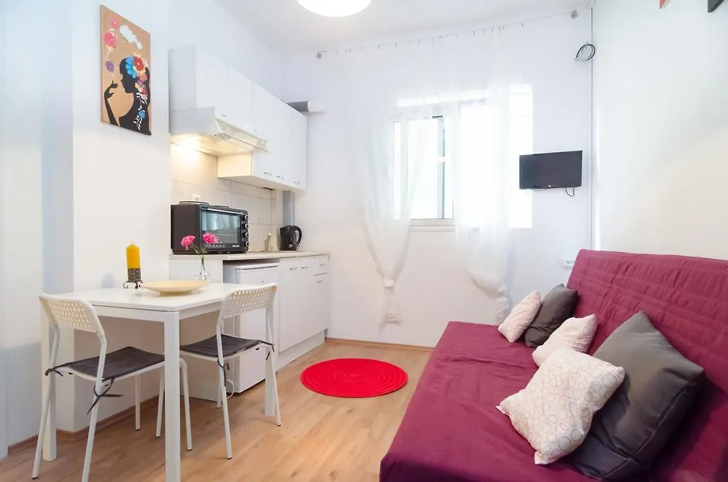 Aristotelous Street Small Apartment Thessaloniki Greece